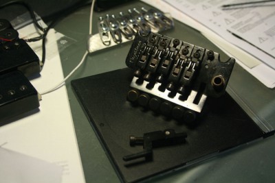 Wózek Floyd Rose &amp;quot;Pro&amp;quot;.