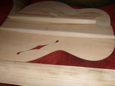 Tu już części korpusu wysokość wygięcia 1,5 cm