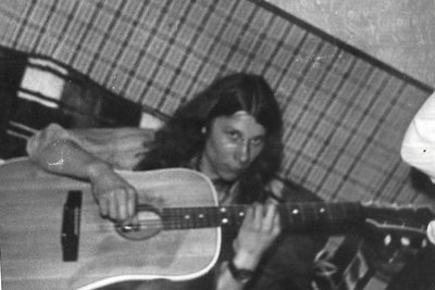 Druga gitara która powstała pod koniec siedemdziesiątych lat.